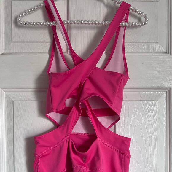 Free People x FP Movement Back it Up Onesie NWOT Dragonfruit Pink Small - Picture 5 of 10